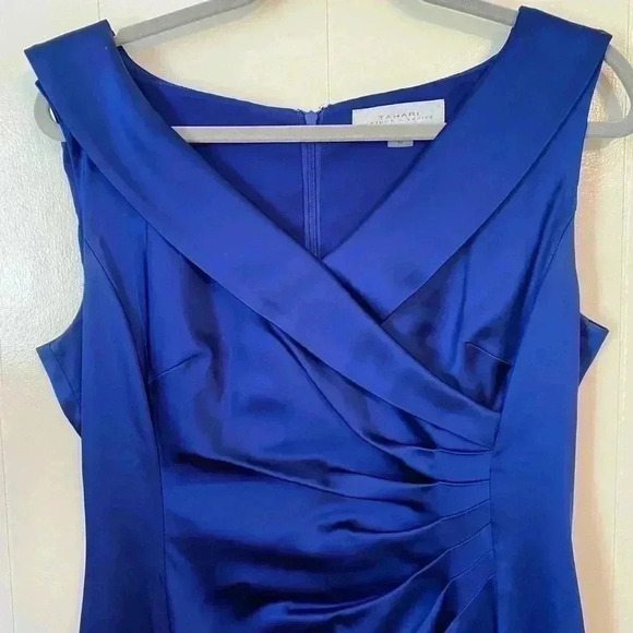 Tahari Blue Formal Prom Party Gown Dress in Size 12. - Picture 3 of 16